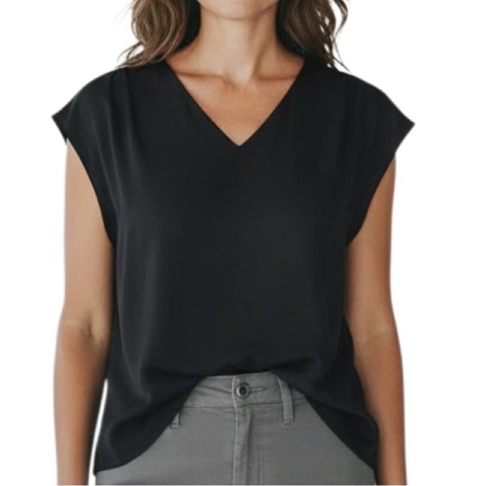 WHBM Sateen Front V Neck Top w/T-Shirt Back